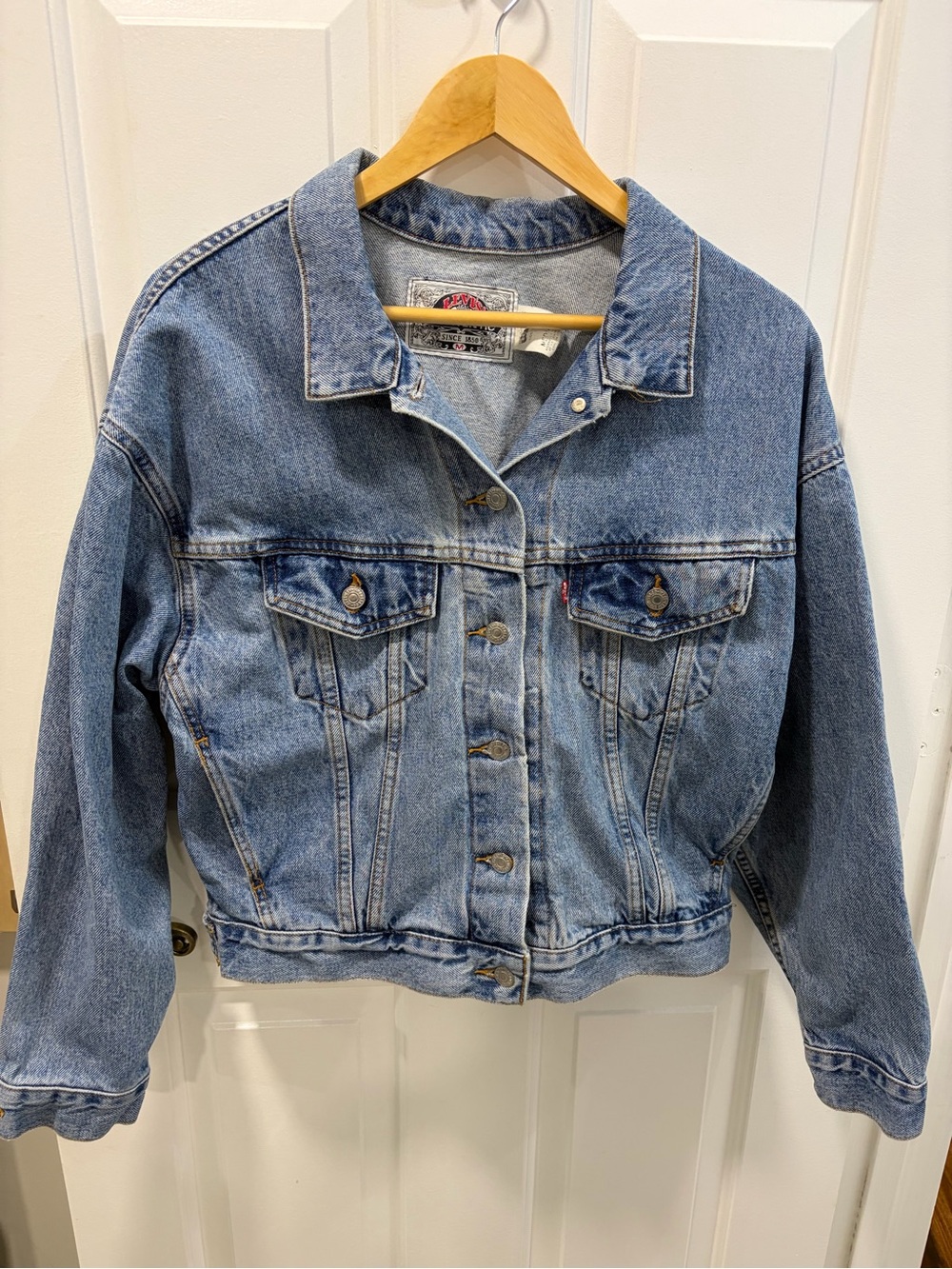 1984 Levi’s Authentic Jean Jacket Vintage Denim Size Medium